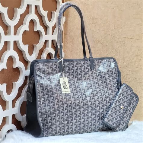 goyard london price 2019|goyard hardy pm bag price.